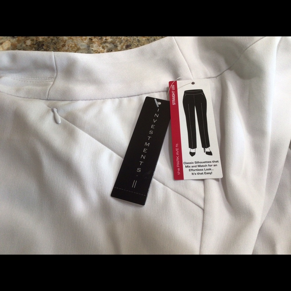 NWT!! INVESTMENTS SLACKS 🤍